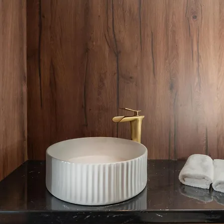 Botel Condor Yachting Boat Split