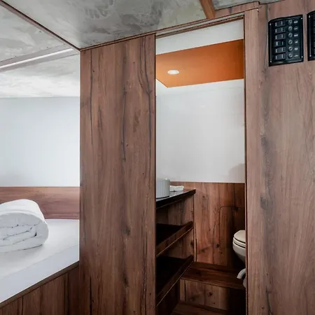 Hotel en barco Condor Yachting Boat Split