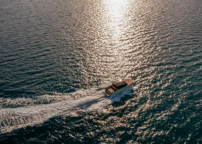 Condor Yachting Boat