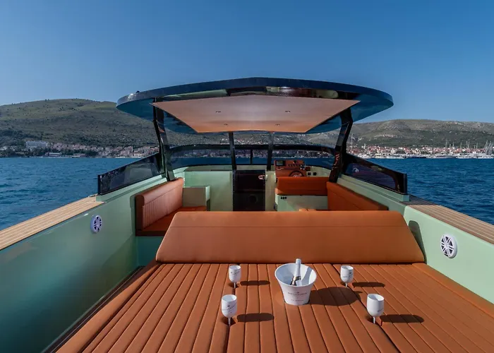 Condor Yachting Boat Botel Split